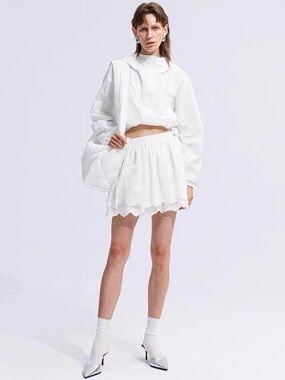 Shang1 by Shangyi floral embroidery skort
